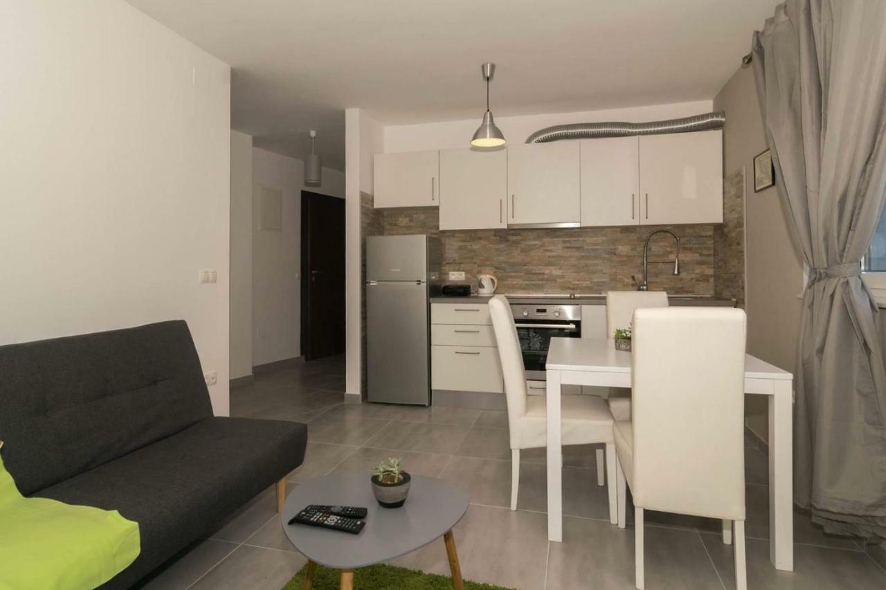 Apartmani Marinovic Zadar Exterior photo